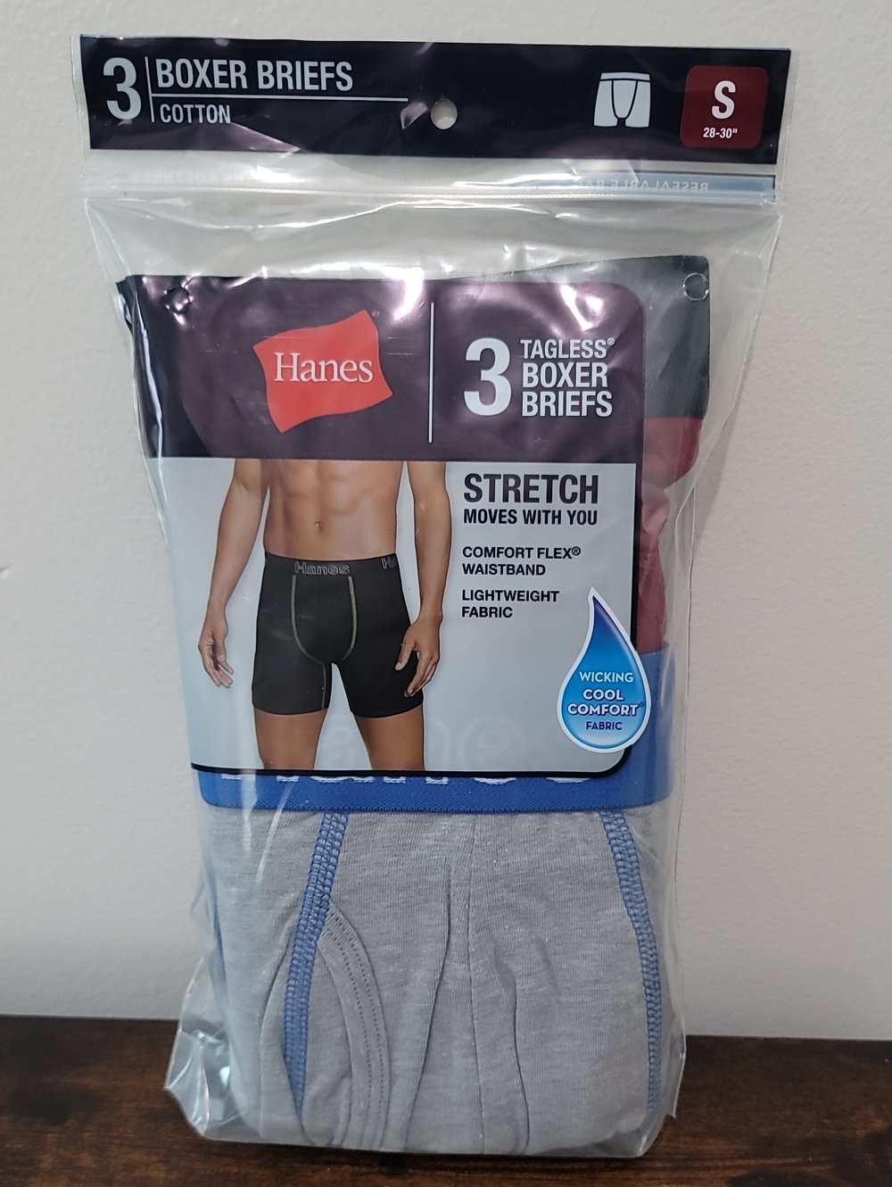 Hanes Men’s Stretch Tagless Boxer Briefs – 3 Pack Size S